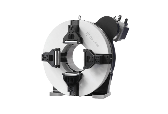 Laser-Rohrschneidemaschine mit 4 Spannfuttern