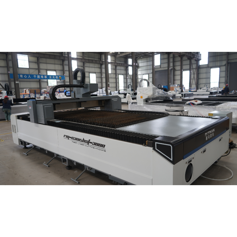 Laser-Rohrschneidemaschine mit 4 Spannfuttern