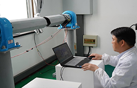 KONTAKTIEREN SIE UNS NOCH HEUTE